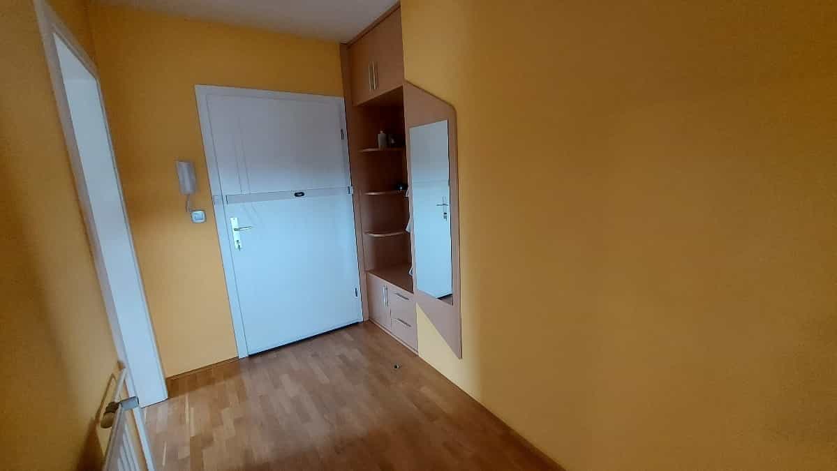 Condominium in , Domžale 11854762