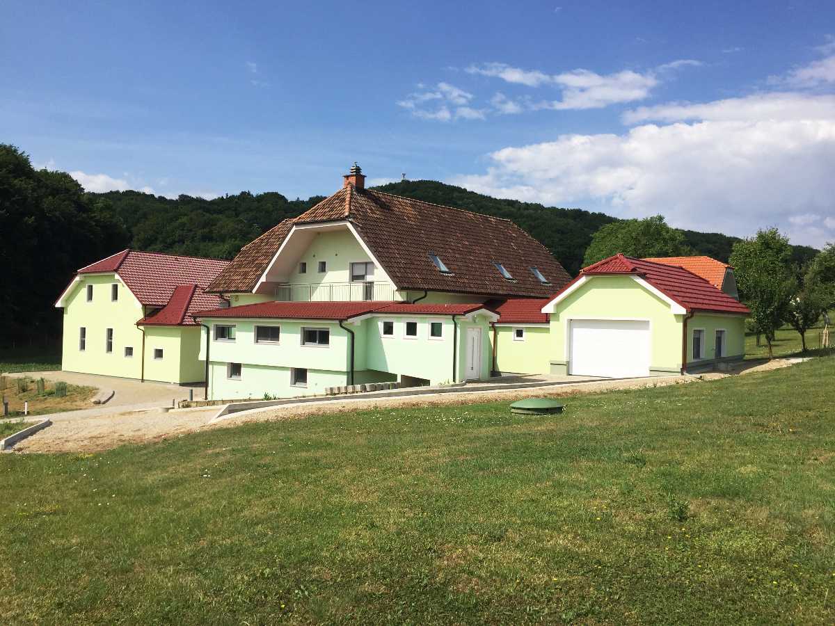 Huis in Hrastovec v Slovenskih Goricah, Lenart 11854795