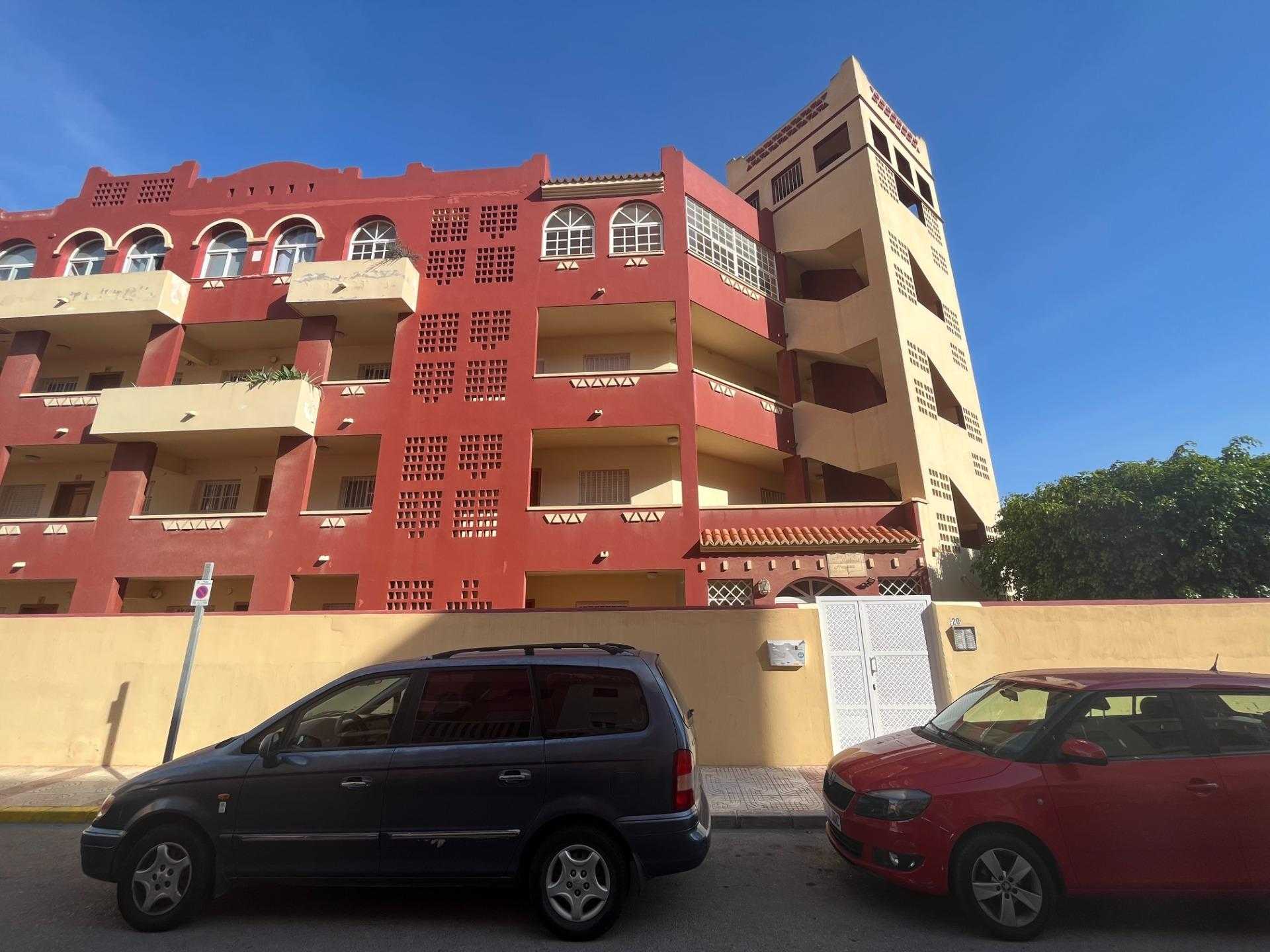 Condominium in Aguadulce, Andalucía 11854909