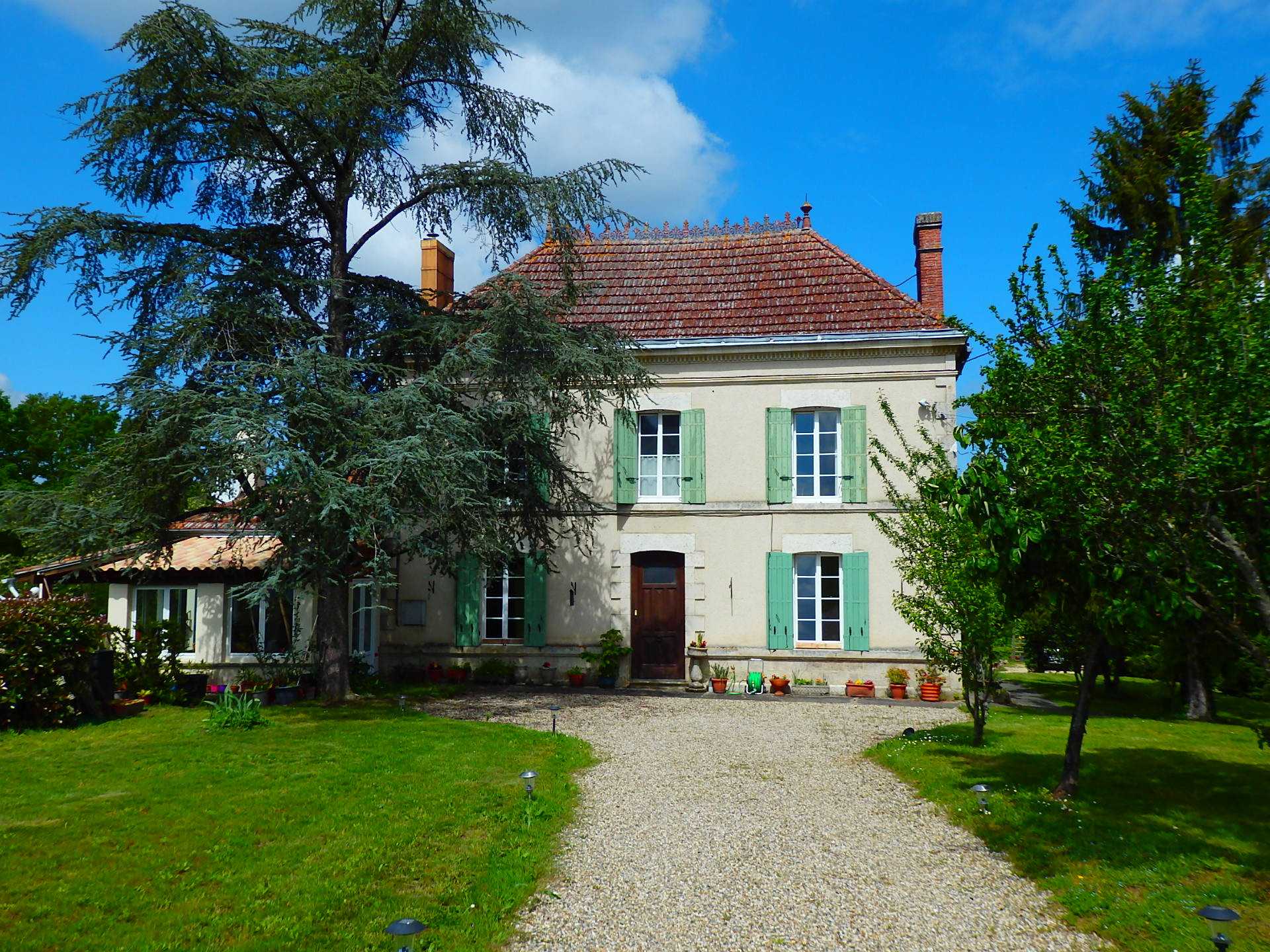 Hus i Escassefort, Nouvelle-Aquitaine 11855335
