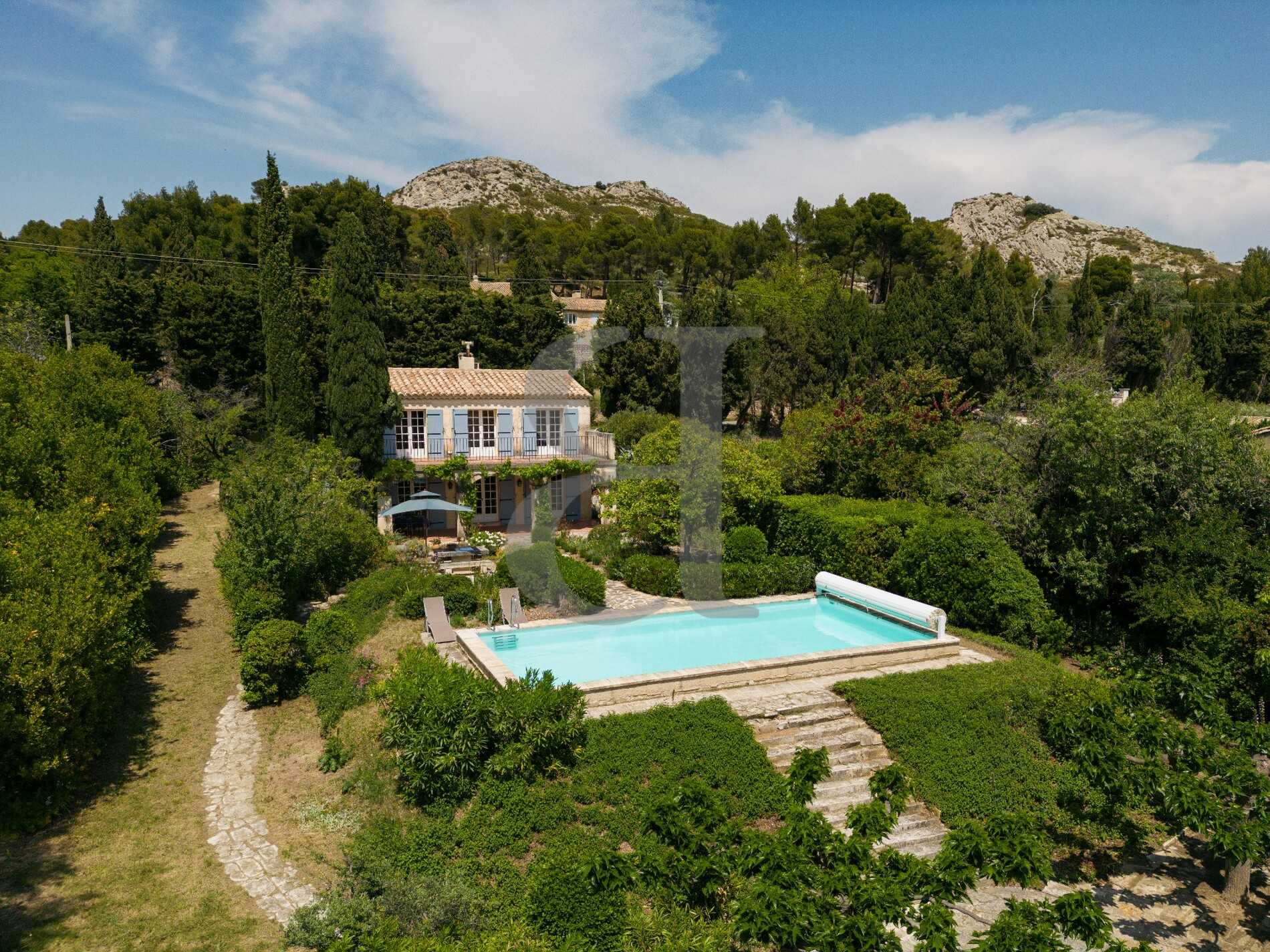 Hus i Maussane-les-Alpilles, Provence-Alpes-Cote d'Azur 11856220