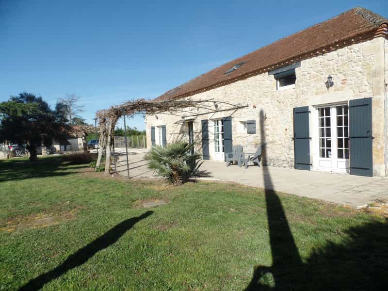 Rumah di Fumel, Nouvelle-Aquitaine 11856260
