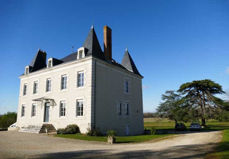 Hus i Montmorillon, Nouvelle-Aquitaine 11857144