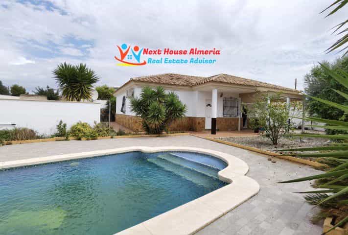 Talo sisään Arboleas, Andalusia 11857506