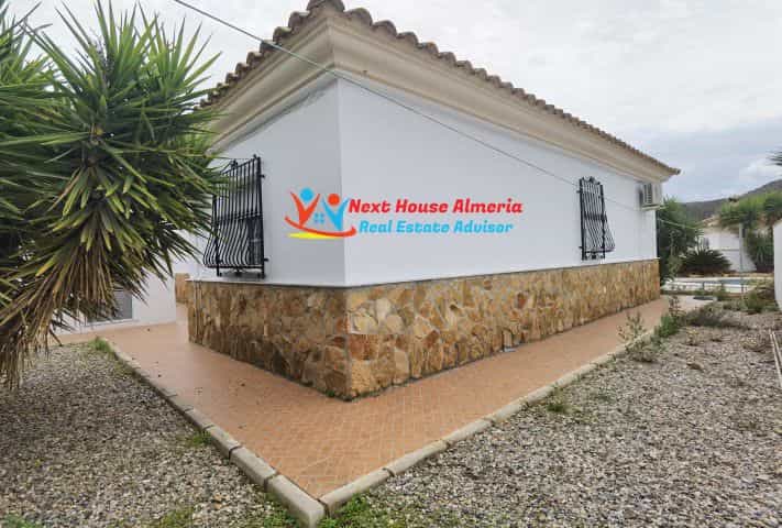 집 에 La Perla, Andalucía 11857506