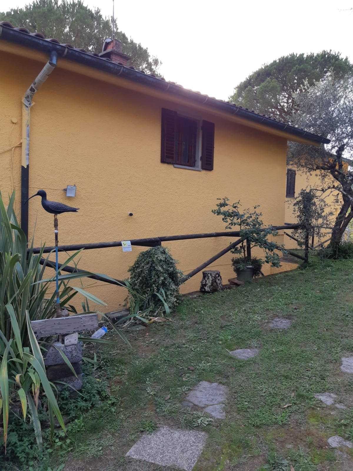 房子 在 Montevettolini, Tuscany 11858336