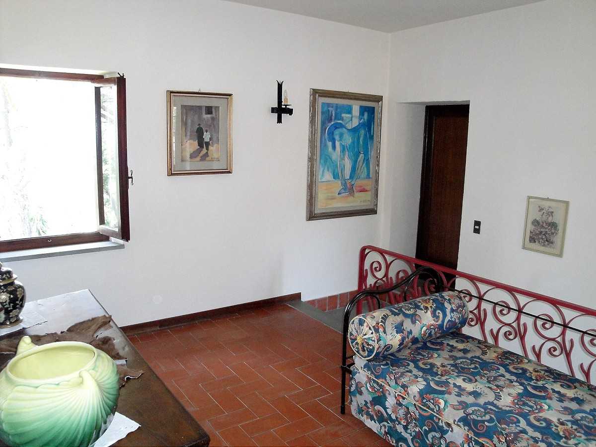 بيت في Montevettolini, Tuscany 11858336