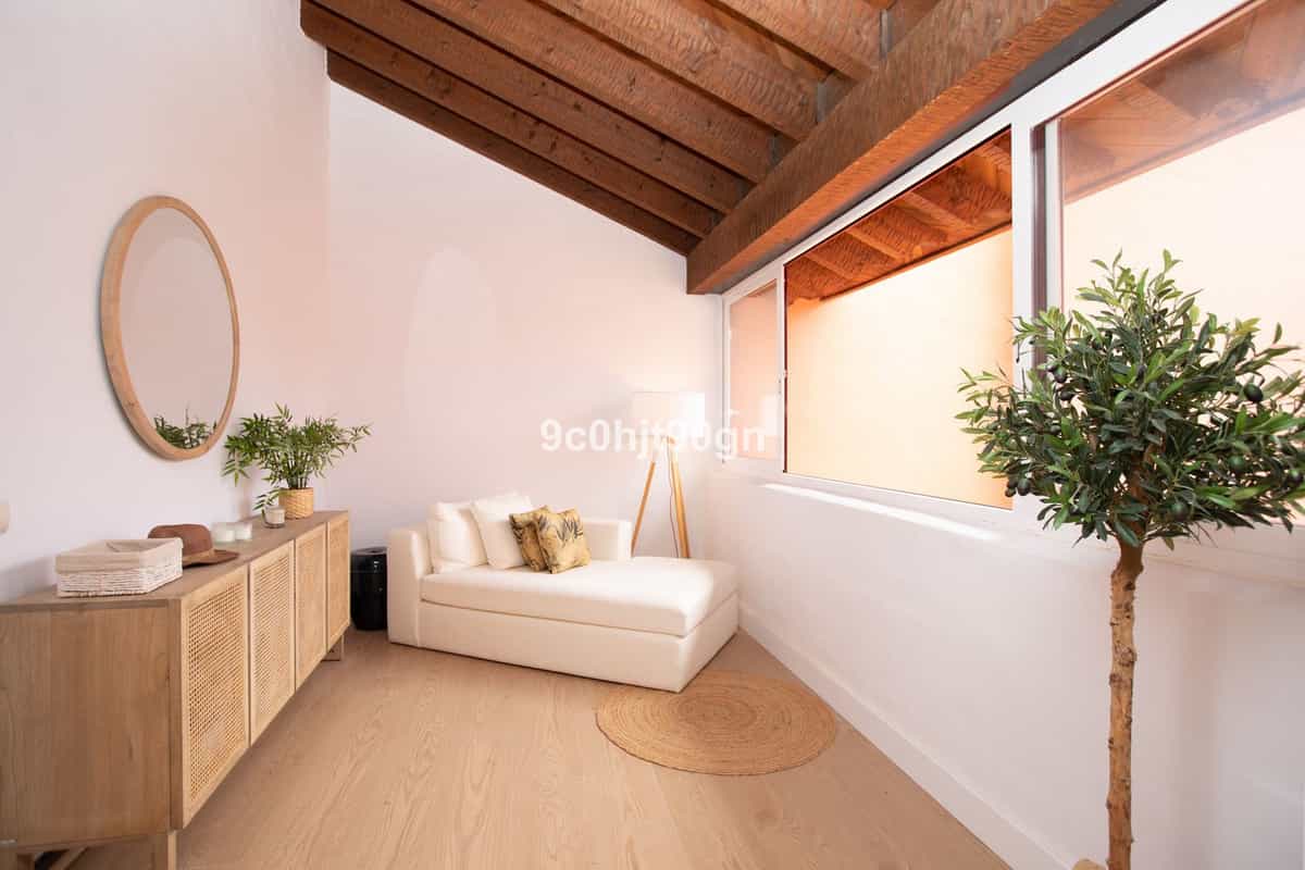 Condominium in Marbella, Andalusia 11858785