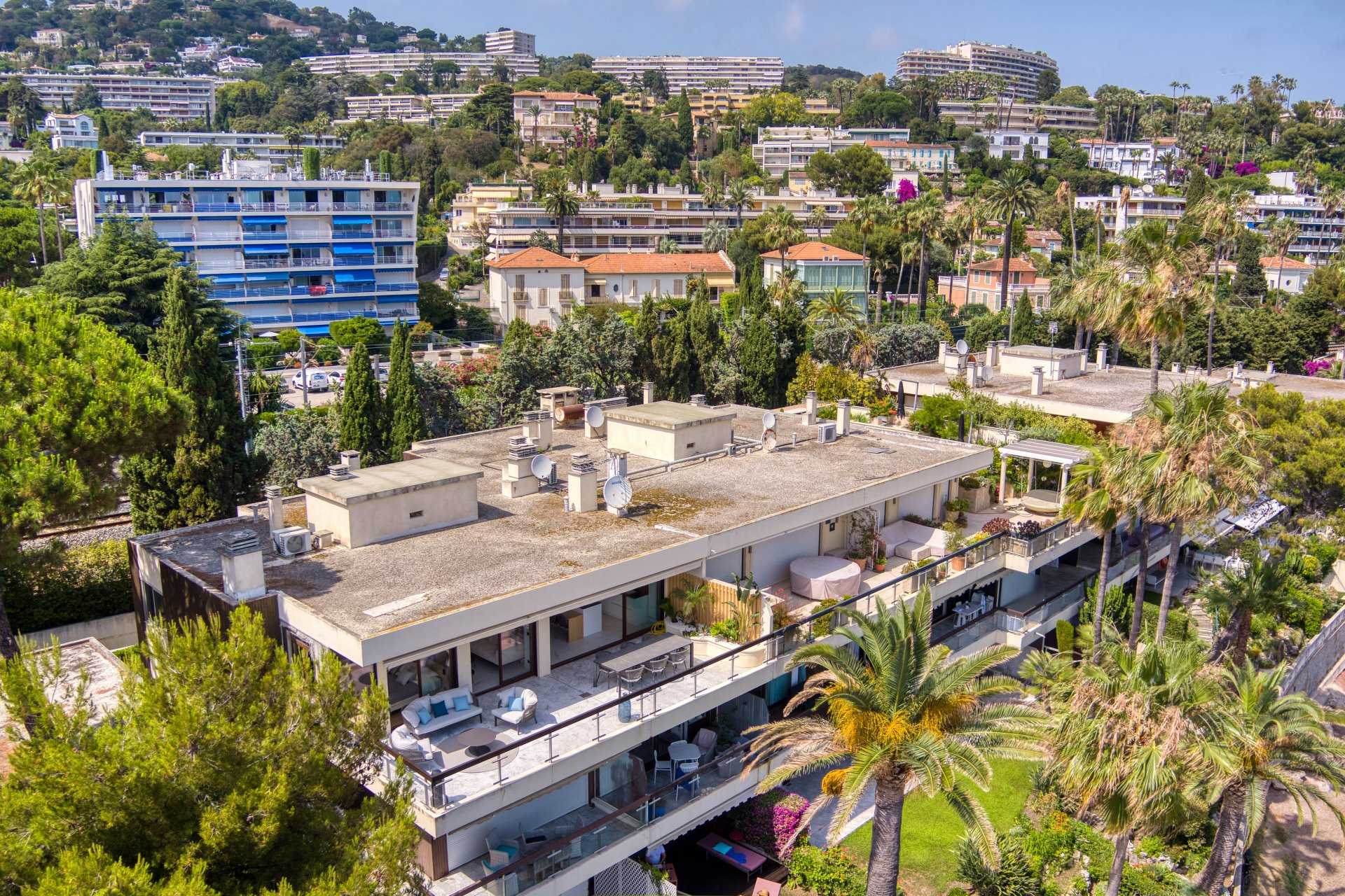 Eigentumswohnung im Cannes, Provence-Alpes-Côte d'Azur 11858981