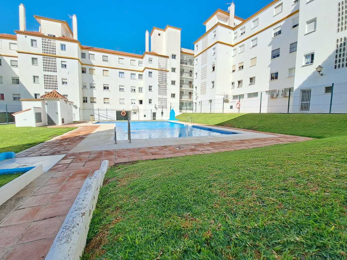 Condominium in Moncloa, Madrid 11859498