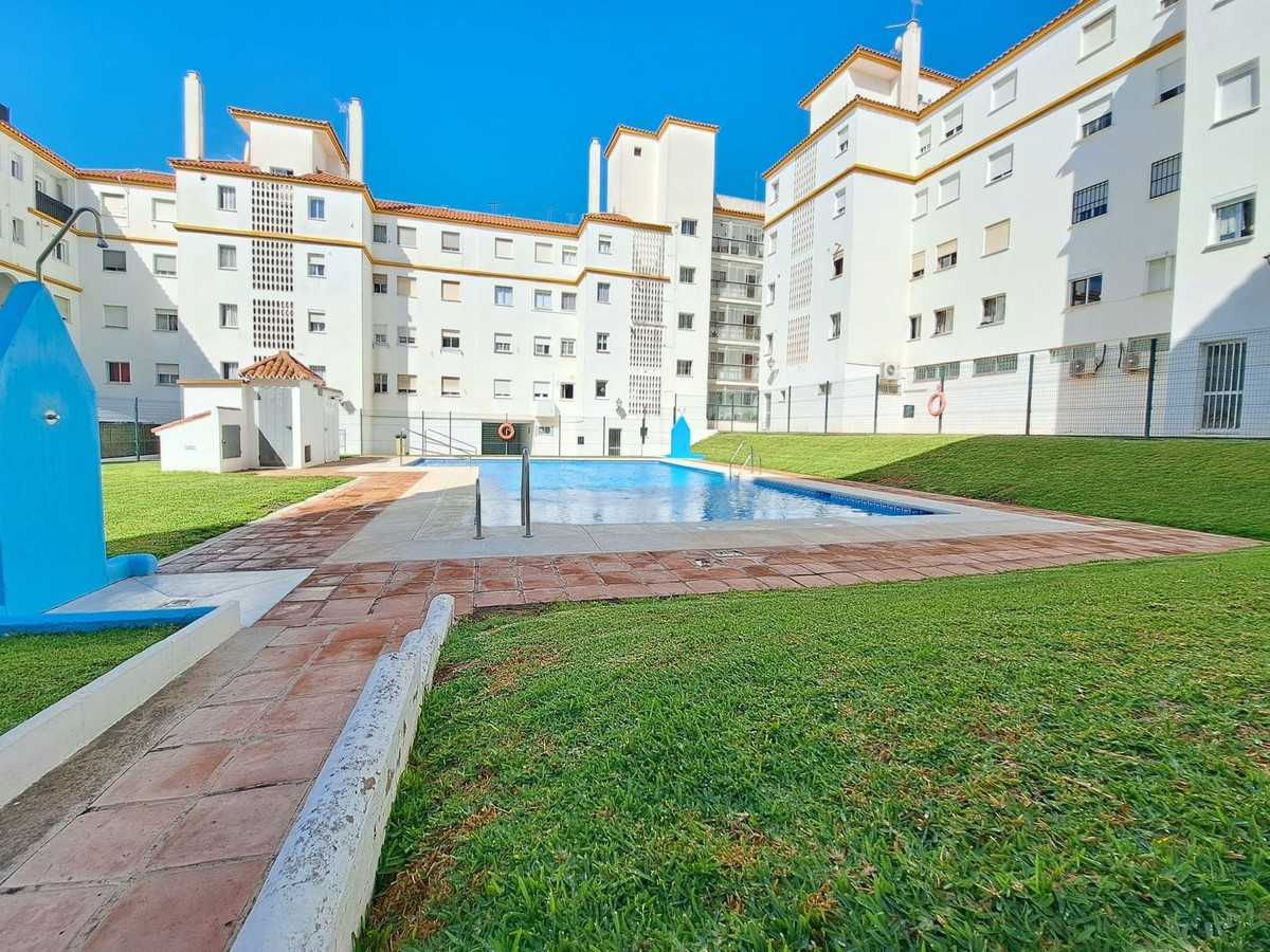 Condominium in Moncloa, Madrid 11859498