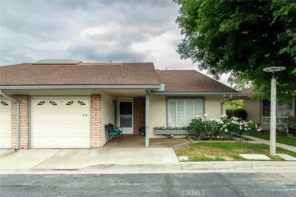 Condominium in Santa Clarita, Californië 11861430