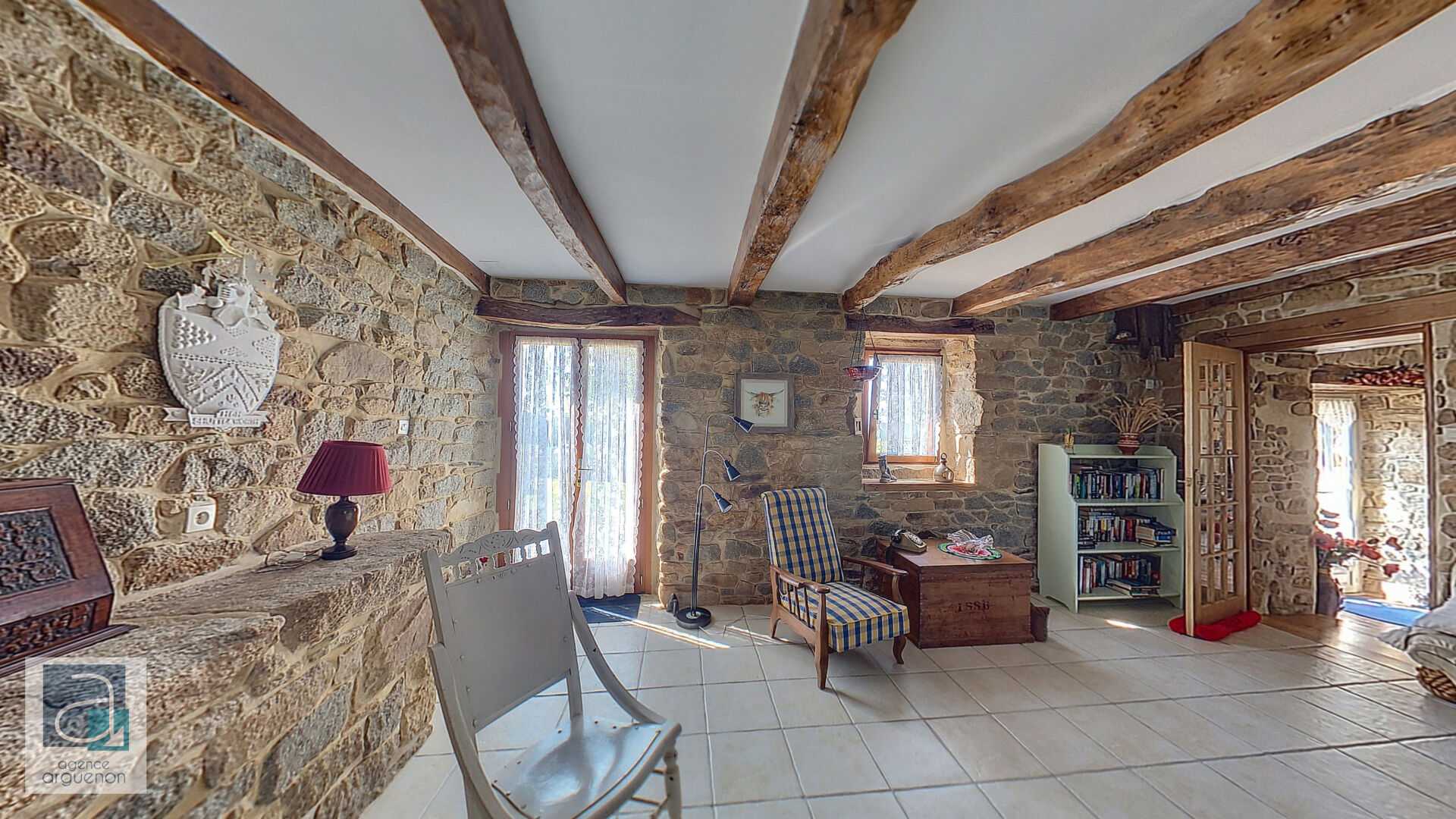 Talo sisään Megrit, Bretagne 11861951