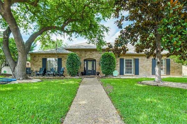 Huis in Addison, Texas 11863214