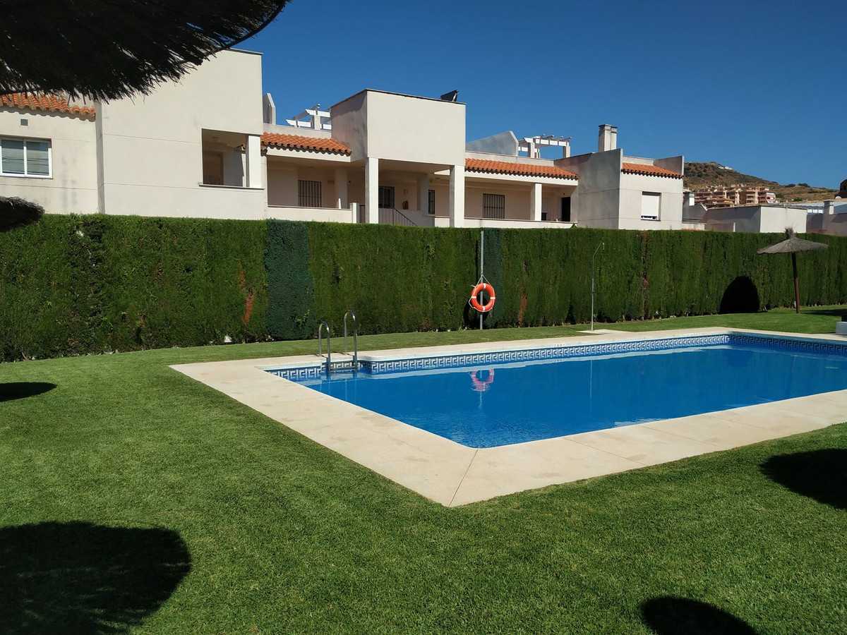 Condominium in Fuengirola, Andalusia 11864968