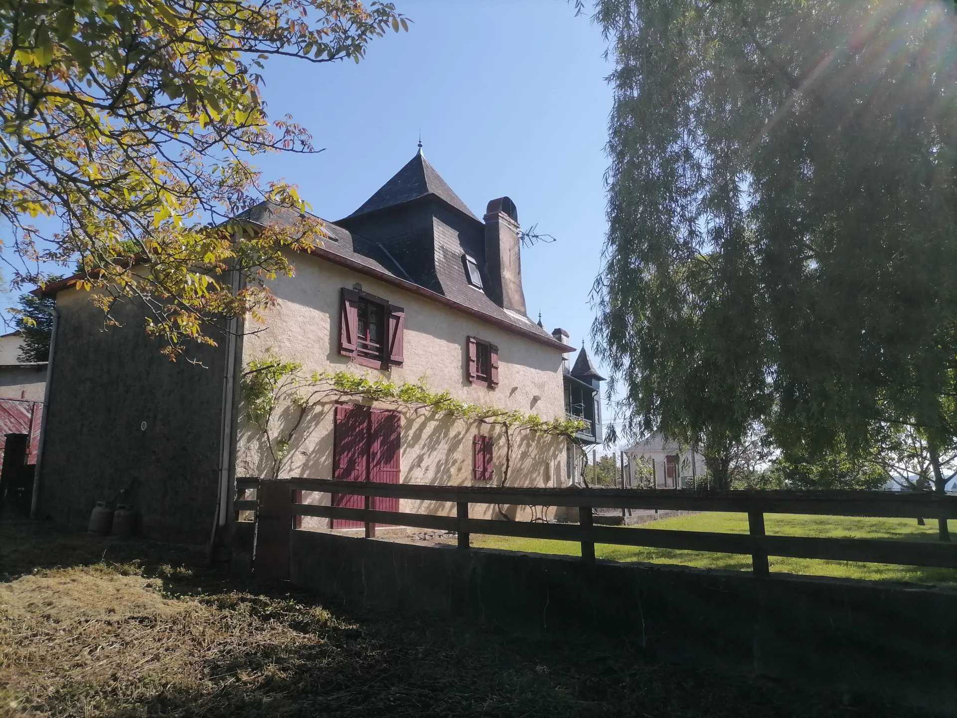 Hus i Mauleon-Licharre, Nouvelle-Aquitaine 11865412