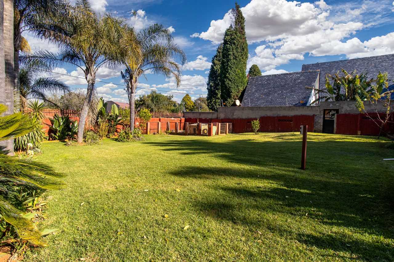 بيت في Johannesburg South, Gauteng 11865638