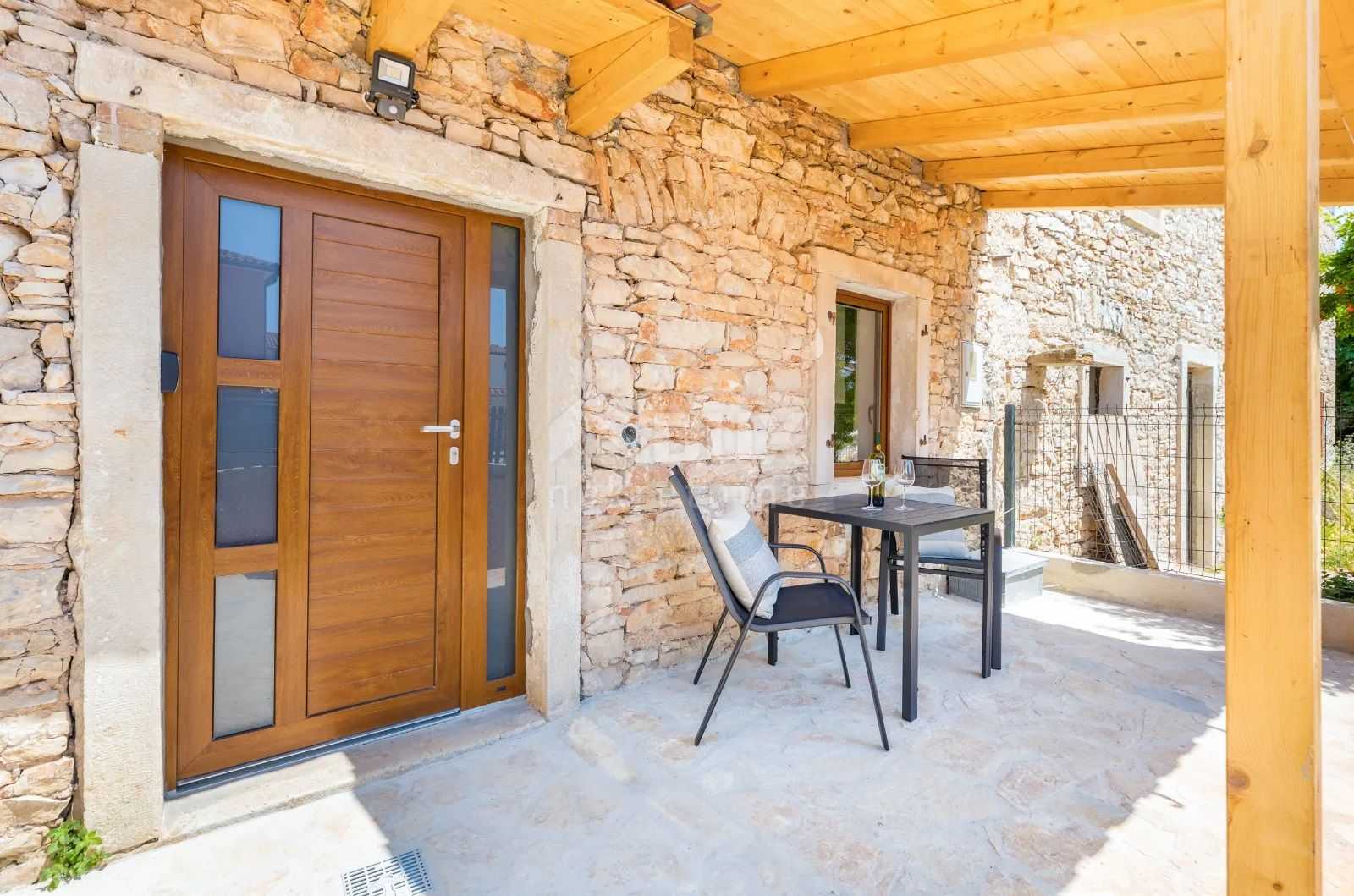 casa en Šišan, Istria County 11865742
