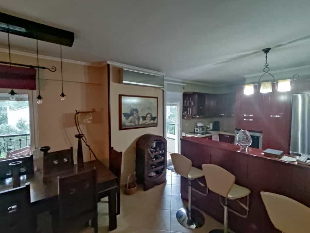 公寓 在 Trilofo, Kentriki Makedonia 11865754