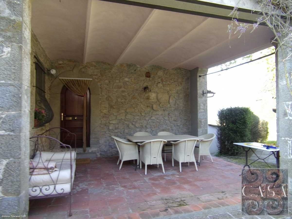 casa en Barga, Tuscany 11866353