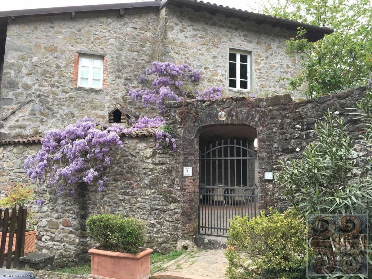 Talo sisään Barga, Tuscany 11866353