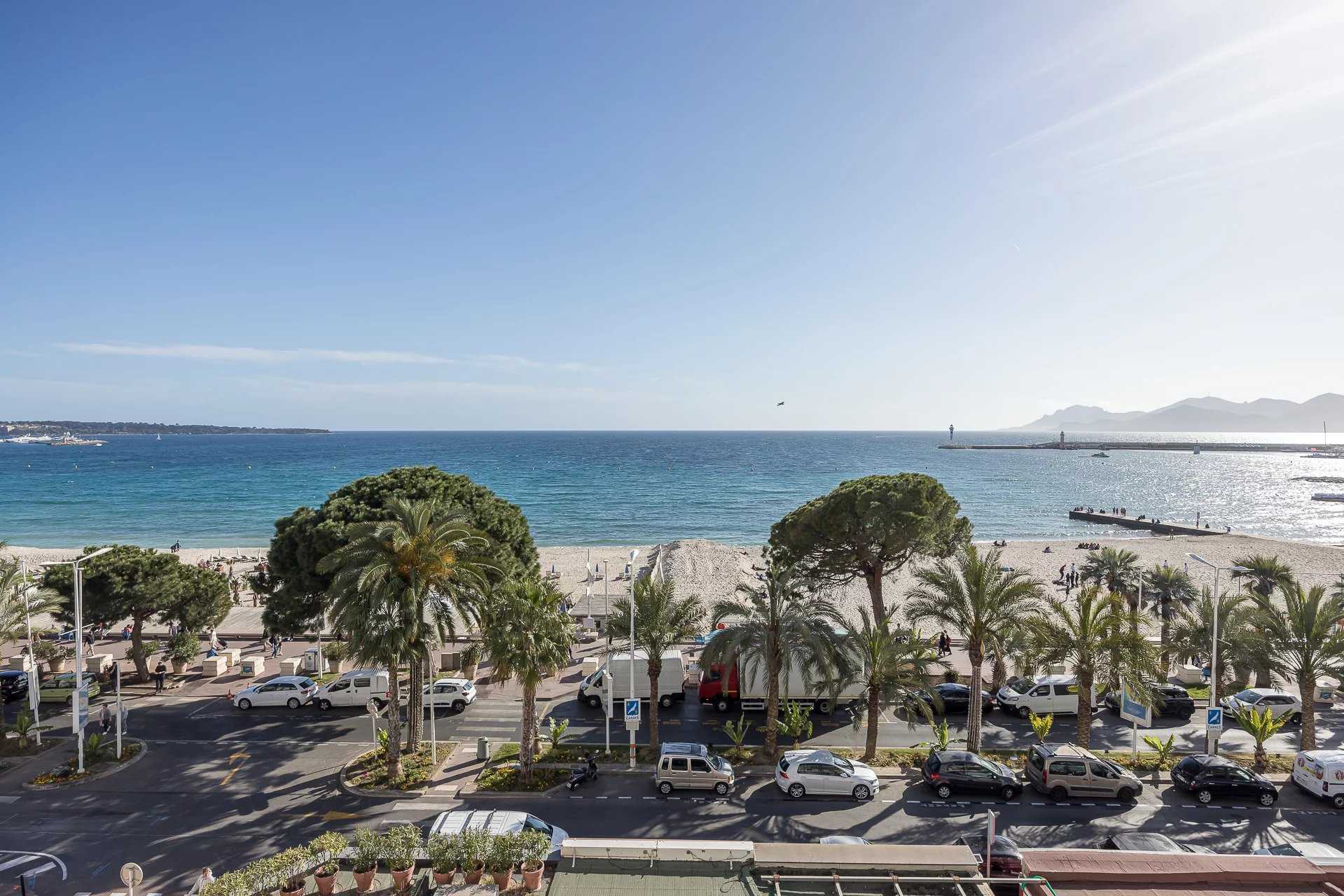 Eigentumswohnung im Cannes, Provence-Alpes-Côte d'Azur 11867254