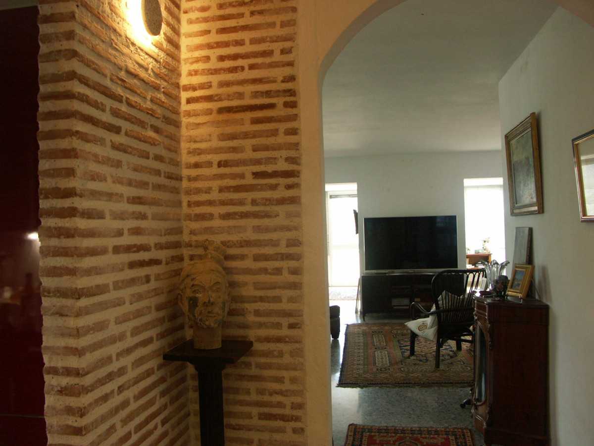 房子 在 Benahavís, Andalusia 11868836