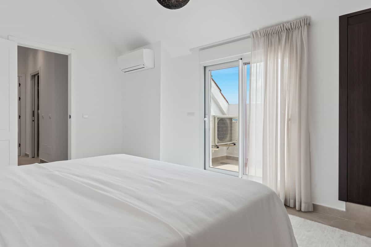 公寓 在 Marbella, Andalucía 11869030