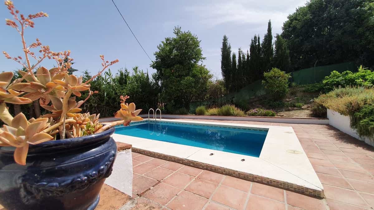 House in Alhaurin el Grande, Andalusia 11869647