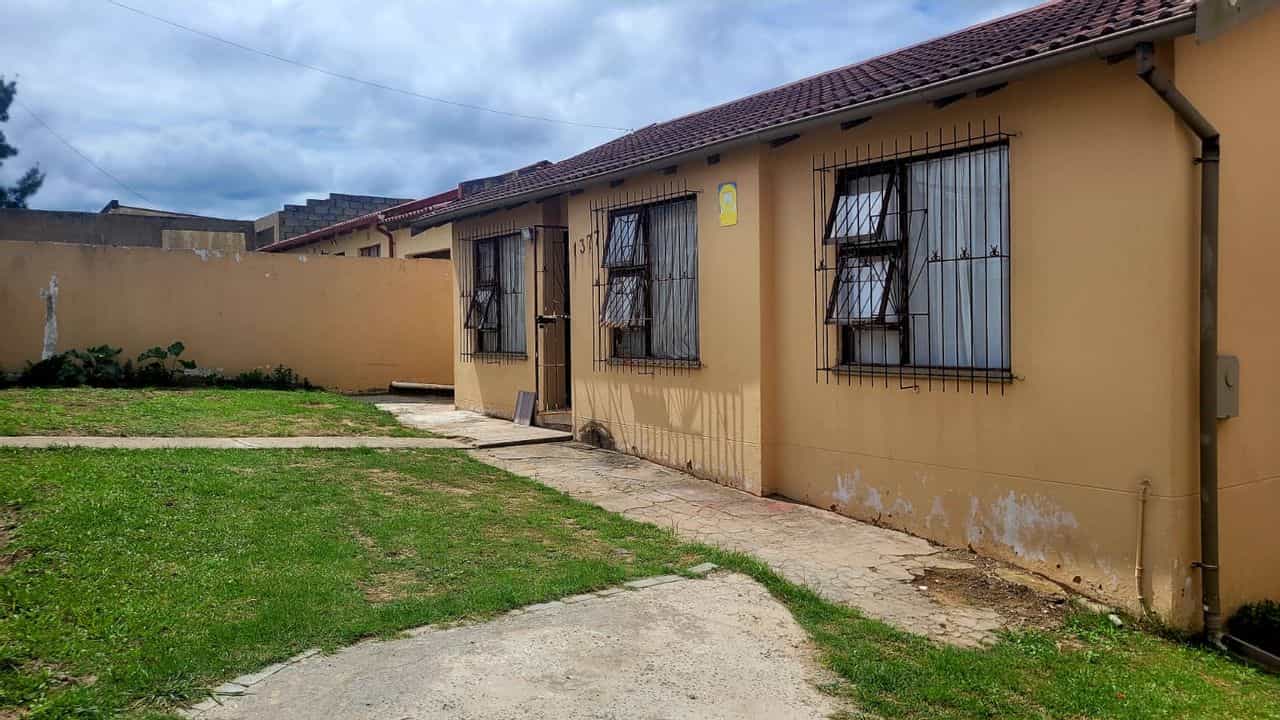 Haus im Mdantsane, Eastern Cape 11871609