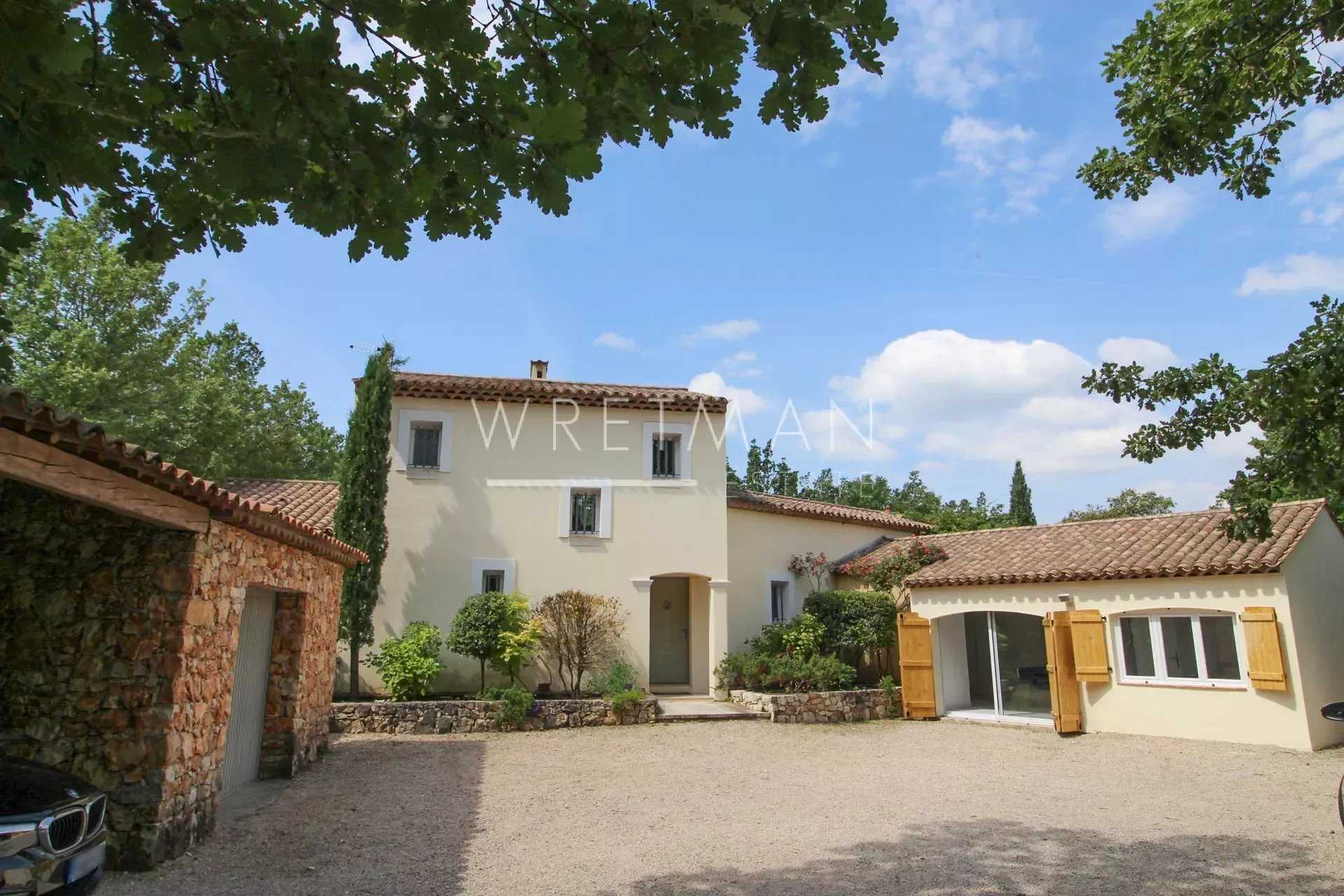 House in Mons, Provence-Alpes-Cote d'Azur 11871648