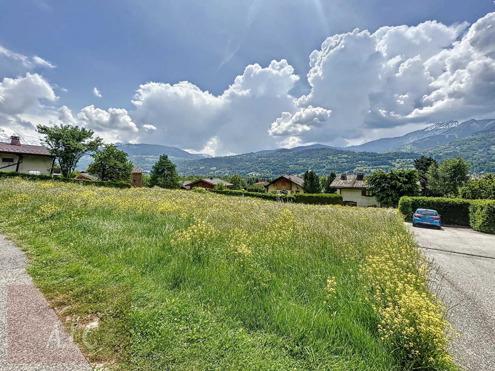 Tanah di Sallanches, Auvergne-Rhone-Alpes 11871682
