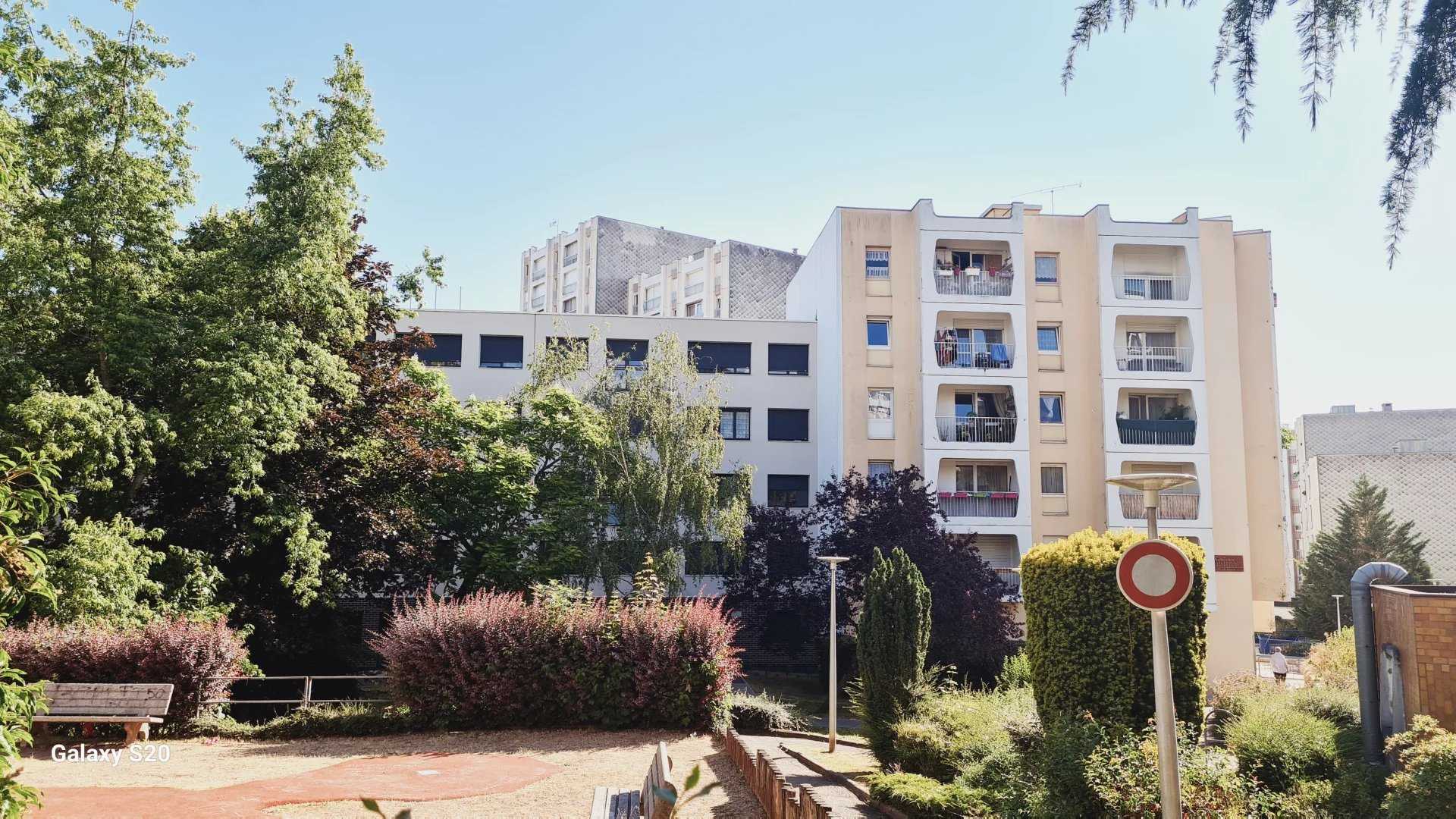 Condominium in Vandoeuvre-les-Nancy, Grand Est 11871834