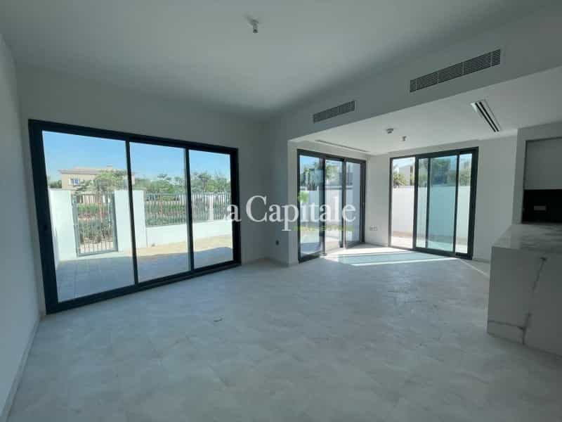 House in Dubai, Dubayy 11872304
