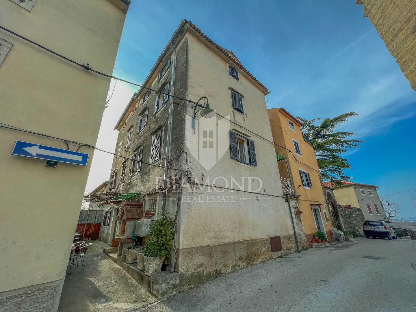 House in Buje, Istria County 11872448