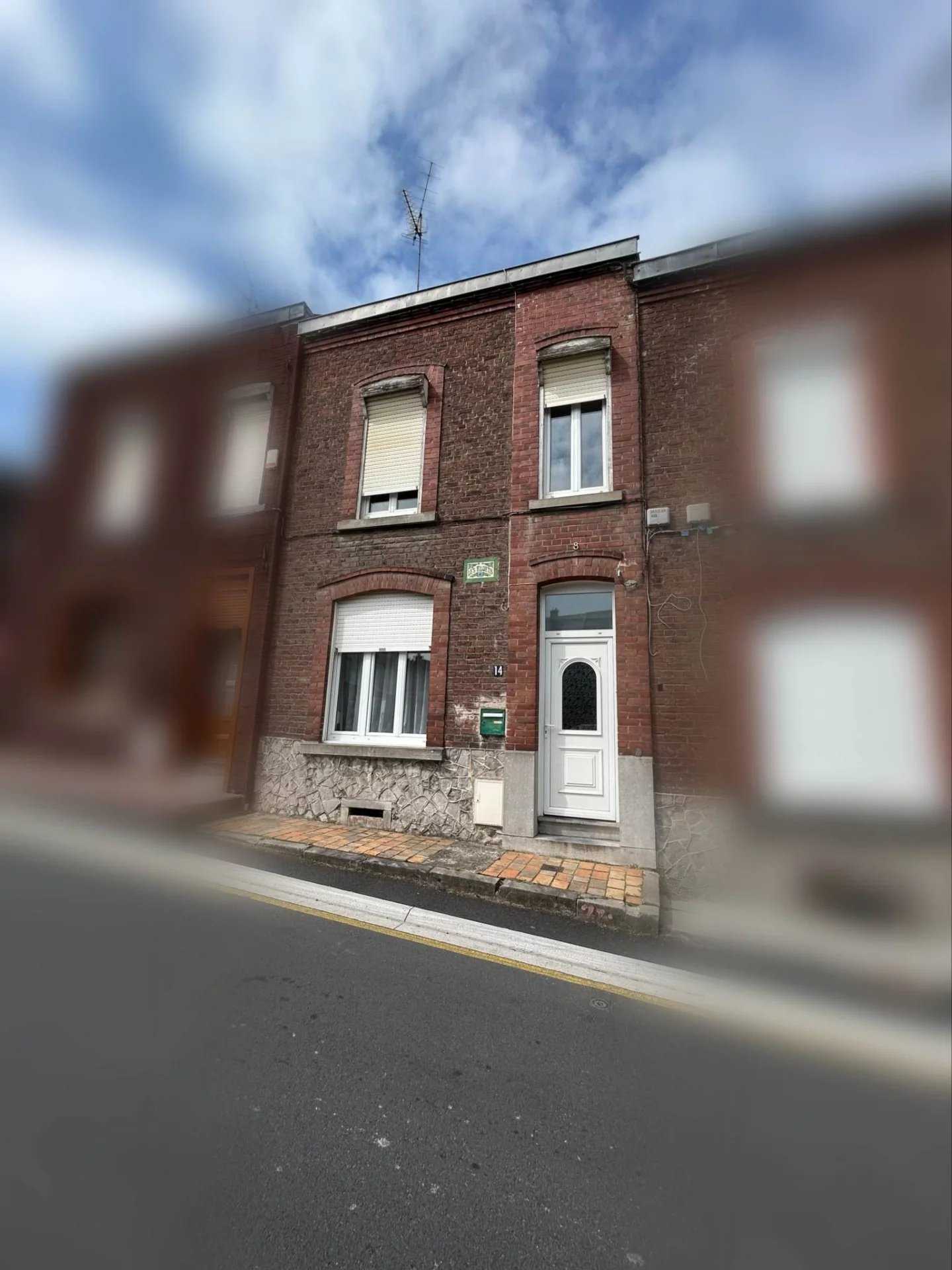 House in Hautmont, Hauts-de-France 11872607