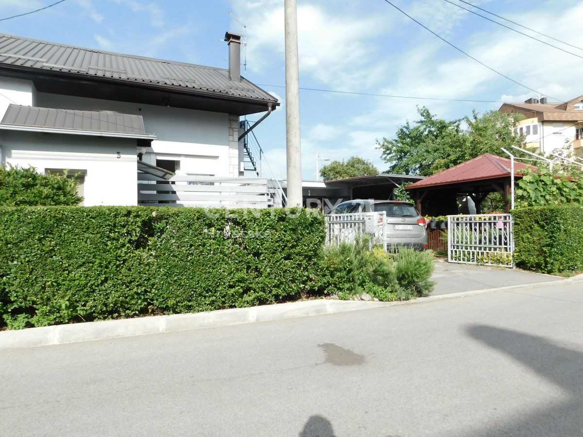 rumah dalam Sesvete, Zagreb, Grad 11872829