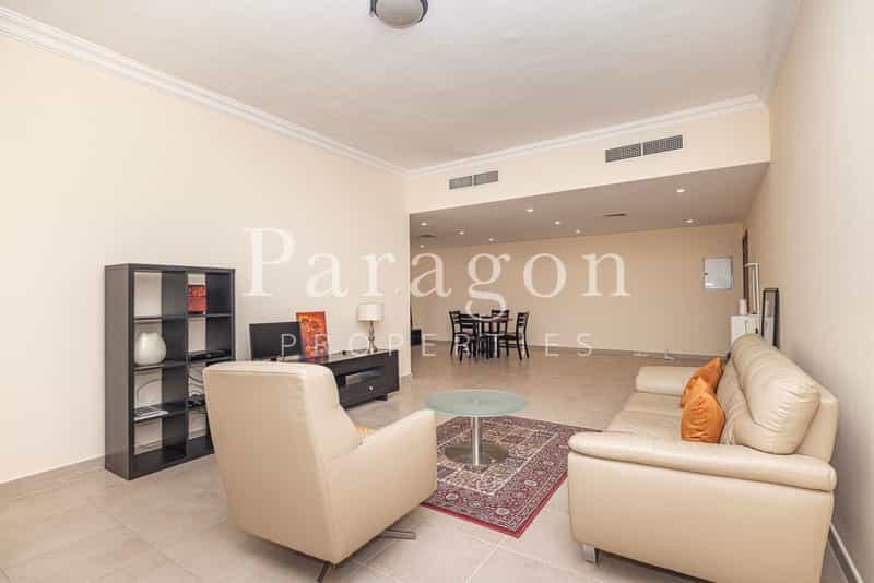 Condominium in Al Jazirah Al Hamra, Ras al Khaimah 11873002