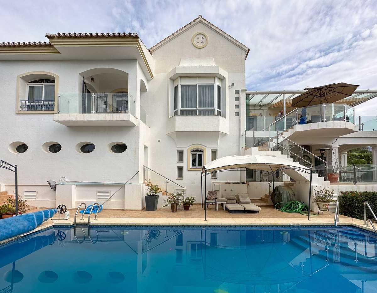 House in Fuengirola, Andalusia 11874152