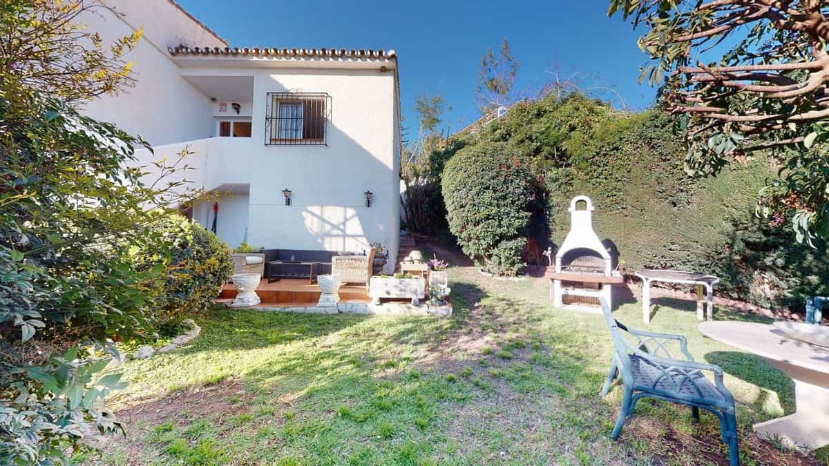 House in Arroyo de la Miel, Andalusia 11876036