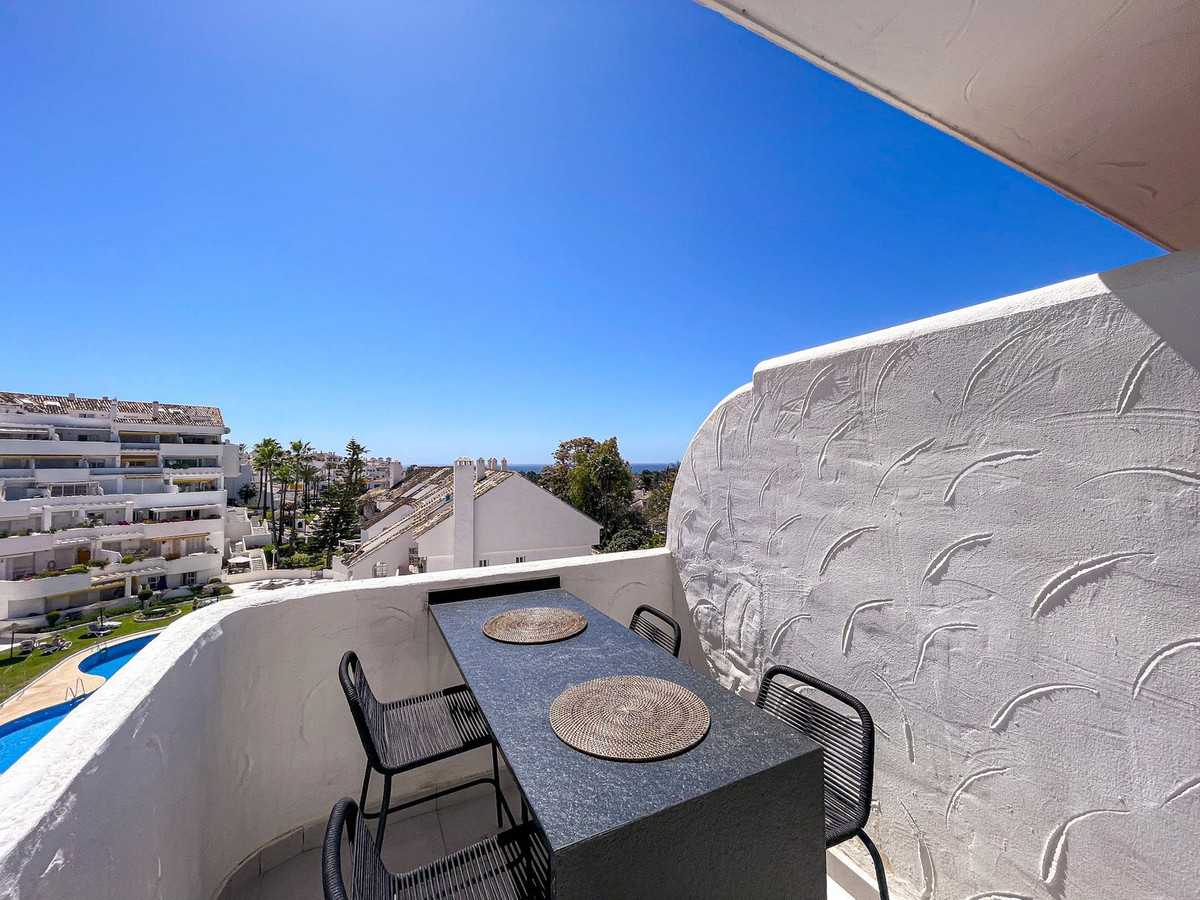 Condominium in Marbella, Andalusia 11877028