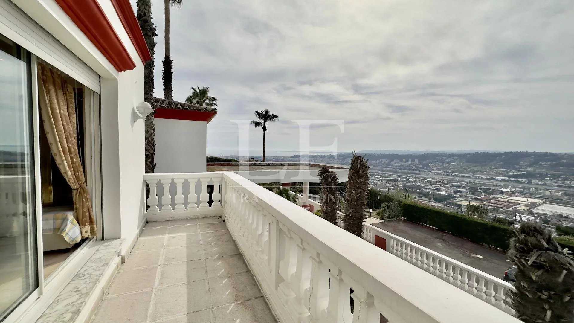 House in Nice, Alpes-Maritimes 11877711
