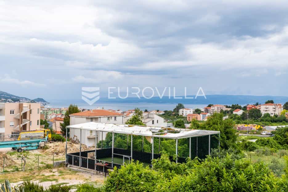 Condominium in Split, Splitsko-dalmatinska županija 11877932