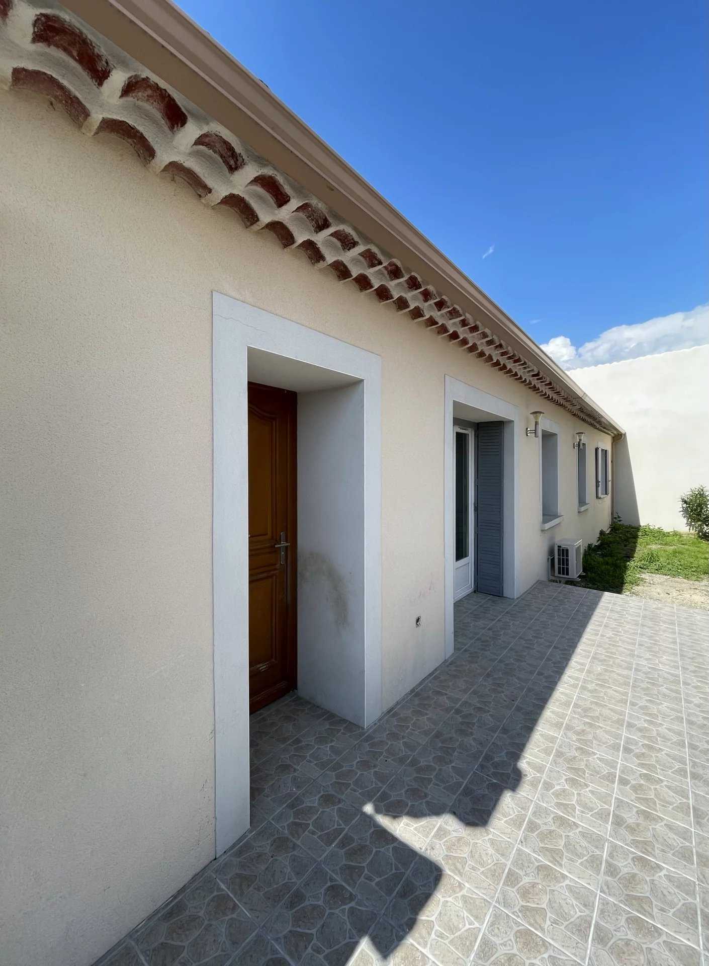 House in Mormoiron, Provence-Alpes-Cote d'Azur 11878424