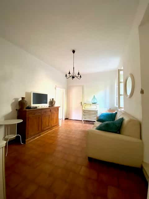 Condominium in Pescia, Tuscany 11878578