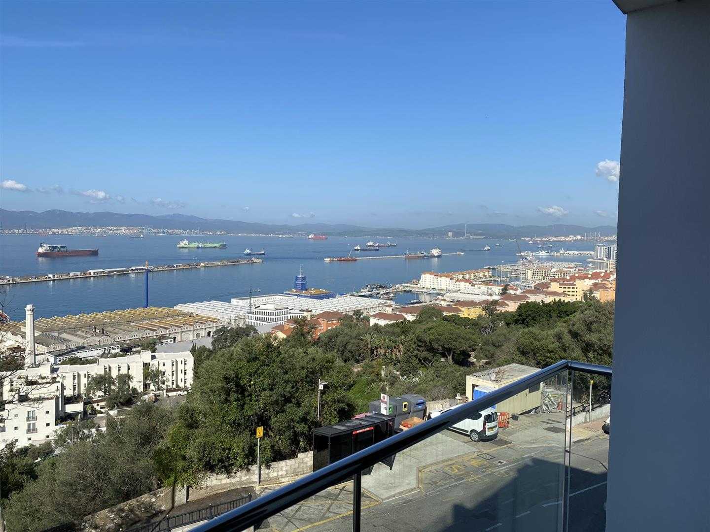 Hus i Gibraltar,  11879123