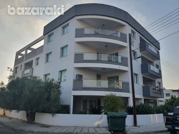Condominium in Kato Polemidia, Lemesos 11879743