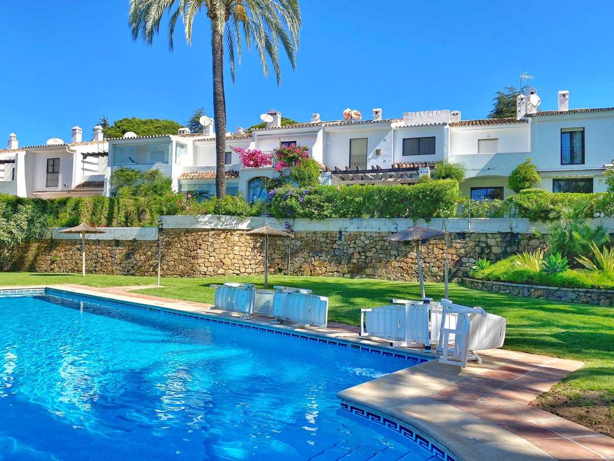 rumah dalam Marbella, Andalusia 11879788
