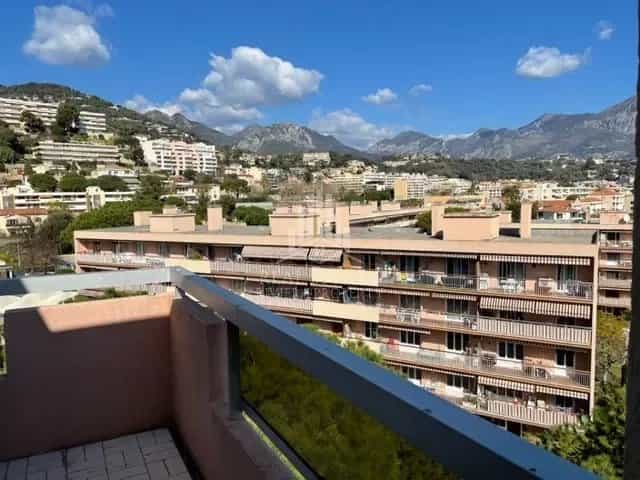 Residentieel in Roquebrune-Cap-Martin, Alpes-Maritimes 11879894