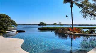 Condominium in Bal Harbour, Florida 11879947